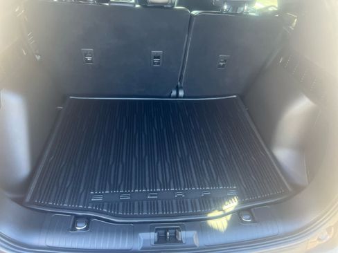 Used 2023 Ford Escape Platinum w/ Premium Technology Package image 10