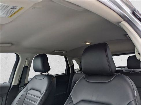 Certified 2023 Ford Edge SEL image 18