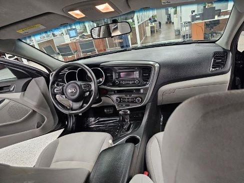 Used 2015 Kia Optima LX FWD image 9