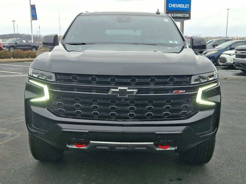Used 2024 Chevrolet Tahoe Z71 w/ Luxury Package image 2