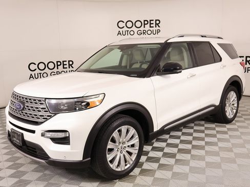 Used 2020 Ford Explorer Limited w/ Class III Trailer Tow Package image 11