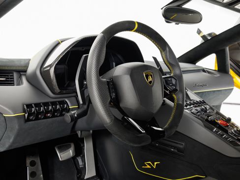 Used 2016 Lamborghini Aventador LP 750-4 Superveloce AWD/4WD image 20