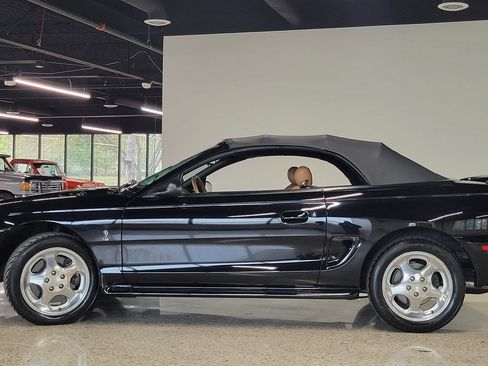 Used 1995 Ford Mustang GT RWD image 20