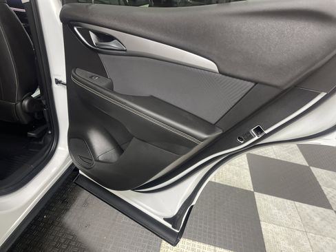 Used 2024 Buick Envision Sport Touring image 19