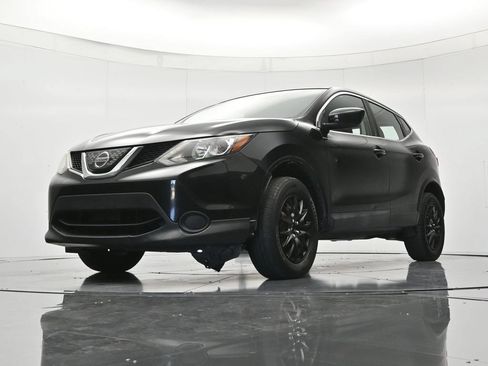 Used 2018 Nissan Rogue Sport S FWD image 36