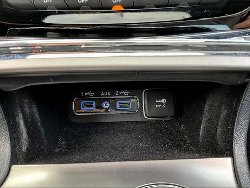 Used 2021 Jeep Grand Cherokee Limited image 16