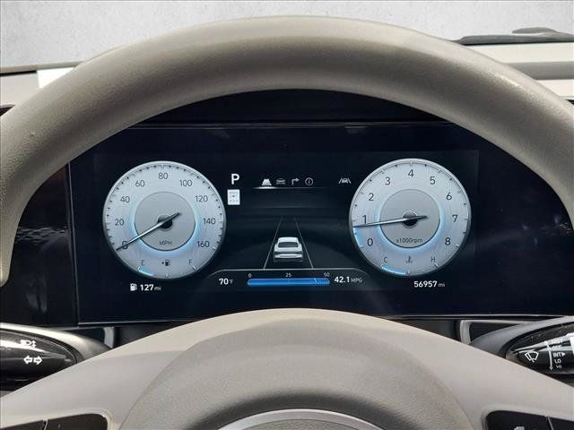 Used 2024 Hyundai Elantra SEL FWD image 11
