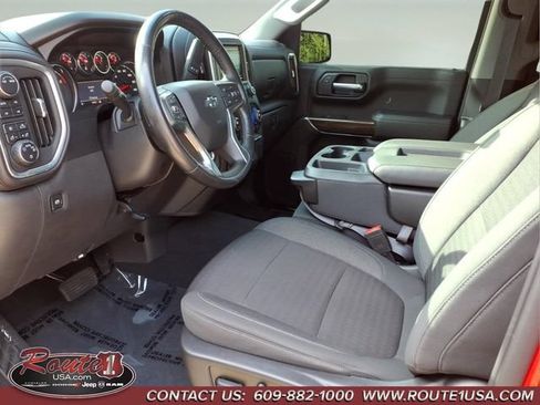 Used 2021 Chevrolet Silverado 1500 RST AWD/4WD image 11