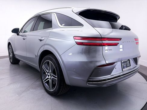 Used 2026 Genesis Electrified GV70 Prestige AWD/4WD image 17