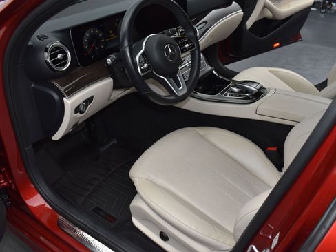 Used 2020 Mercedes-Benz E 350 Sedan image 12