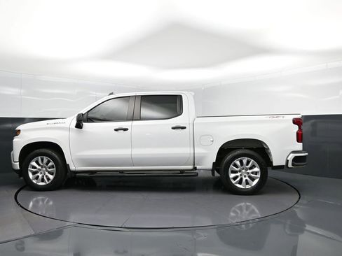 Used 2022 Chevrolet Silverado 1500 Custom w/ Safety Confidence Package image 4