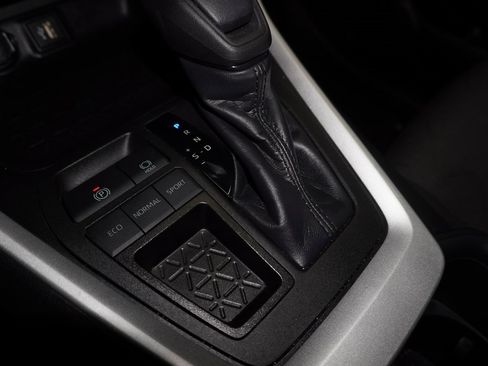 Certified 2023 Toyota RAV4 XLE image 19