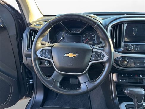 Used 2021 Chevrolet Colorado ZR2 image 12