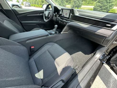 Used 2026 Toyota Camry LE w/ Convenience Package FWD image 18