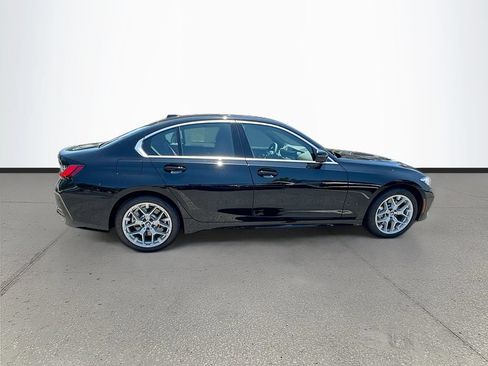Used 2025 BMW 330i Sedan w/ Convenience Package RWD image 8