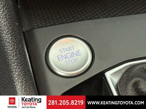 Used 2022 Volkswagen Taos S image 23