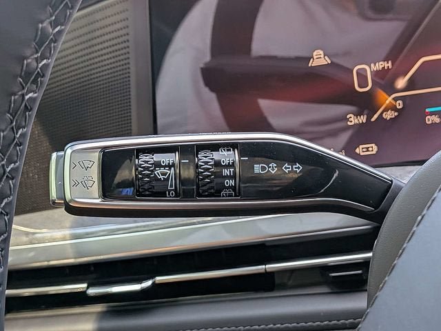 New 2026 Cadillac Escalade IQ Sport 2 w/ LPO, ONYX Package AWD/4WD image 31