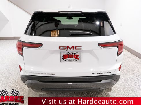 Used 2025 GMC Terrain Elevation AWD/4WD image 4