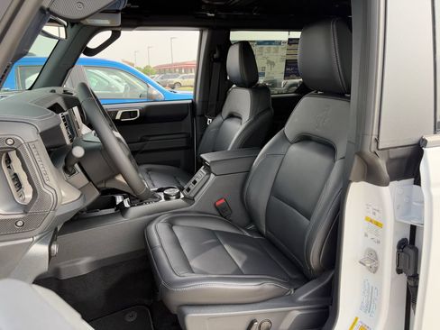 New 2026 Ford Bronco Outer Banks AWD/4WD image 24