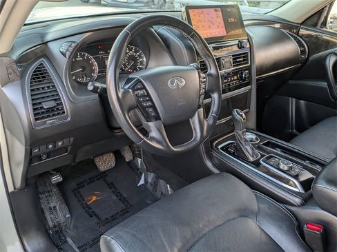 Used 2024 INFINITI QX80 Luxe image 14