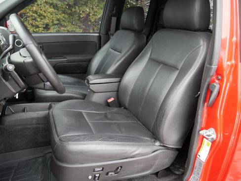 Used 2010 GMC Canyon SLT image 25