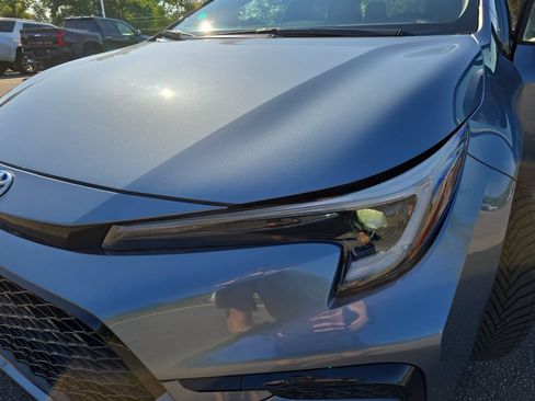 Used 2023 Toyota Corolla SE w/ SE Package FWD image 32