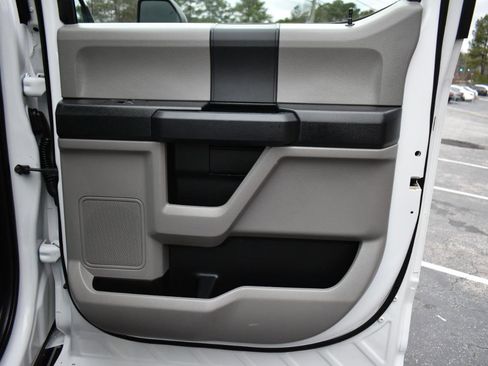 Used 2018 Ford F250 XL w/ Power Equipment Group image 38