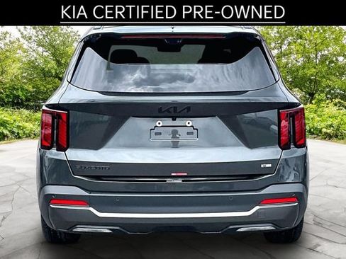 Certified 2026 Kia Sorento SX Prestige AWD/4WD image 4