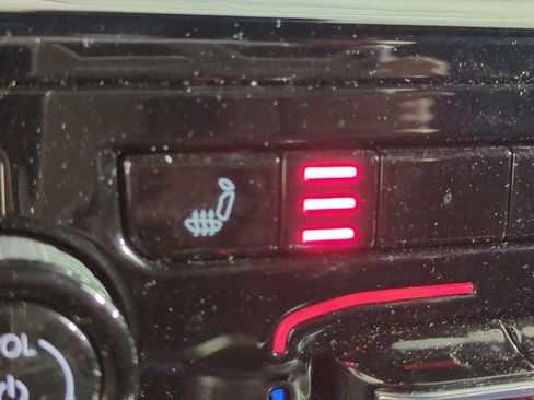 Used 2024 Jeep Grand Cherokee Altitude image 27