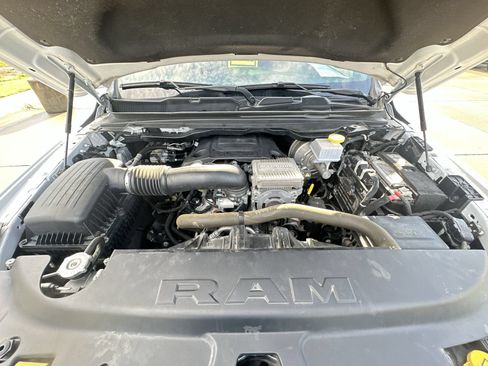 Used 2023 RAM 1500 Laramie AWD/4WD image 19