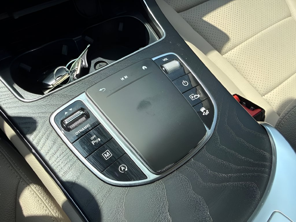 Used 2022 Mercedes-Benz GLC 300 4MATIC image 25