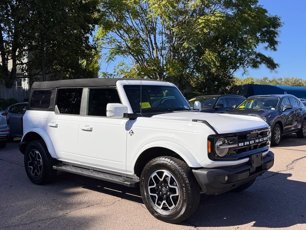 Used 2023 Ford Bronco Outer Banks AWD/4WD image 8