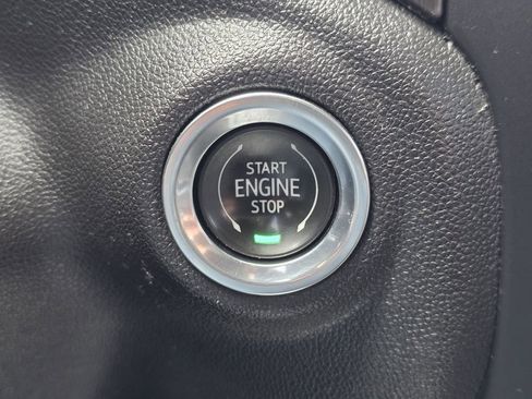 Used 2021 GMC Sierra 1500 AT4 w/ AT4 Value Package AWD/4WD image 15