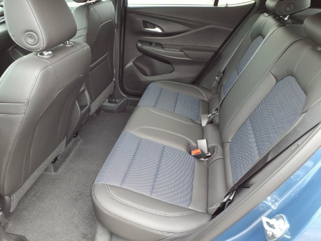 New 2026 Buick Envista Sport Touring FWD image 7