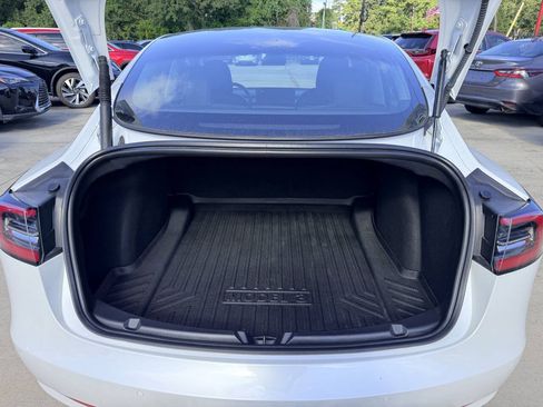Used 2022 Tesla Model 3 Long Range AWD/4WD image 8