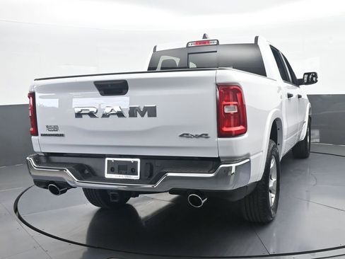 Used 2025 RAM 1500 Big Horn AWD/4WD image 5