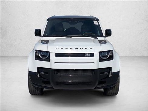 New 2026 Land Rover Defender 110 X-Dynamic SE image 6