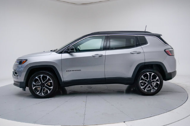 Used 2023 Jeep Compass Limited AWD/4WD image 13