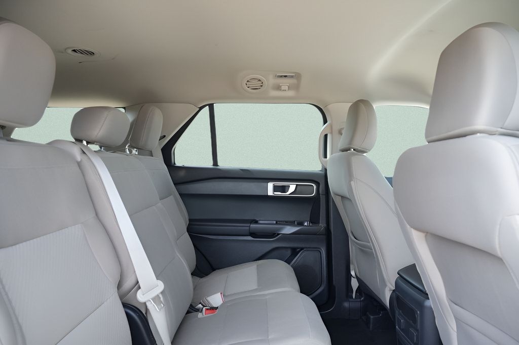 Used 2023 Ford Explorer 4WD image 15