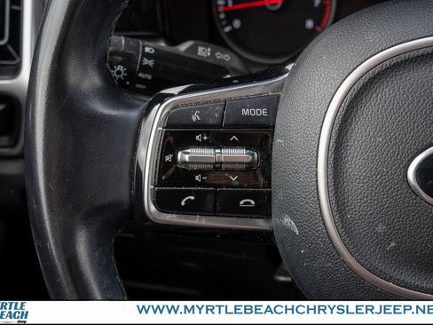 Used 2021 Kia Sorento S w/ Panoramic Sunroof Package image 29