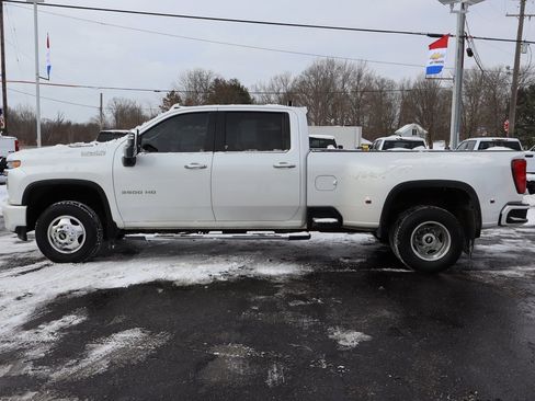 Used 2022 Chevrolet Silverado 3500 High Country w/ Safety Package II image 28
