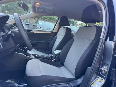 Used 2018 Volkswagen Jetta S FWD image 13