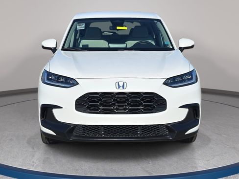 Certified 2024 Honda HR-V LX image 2