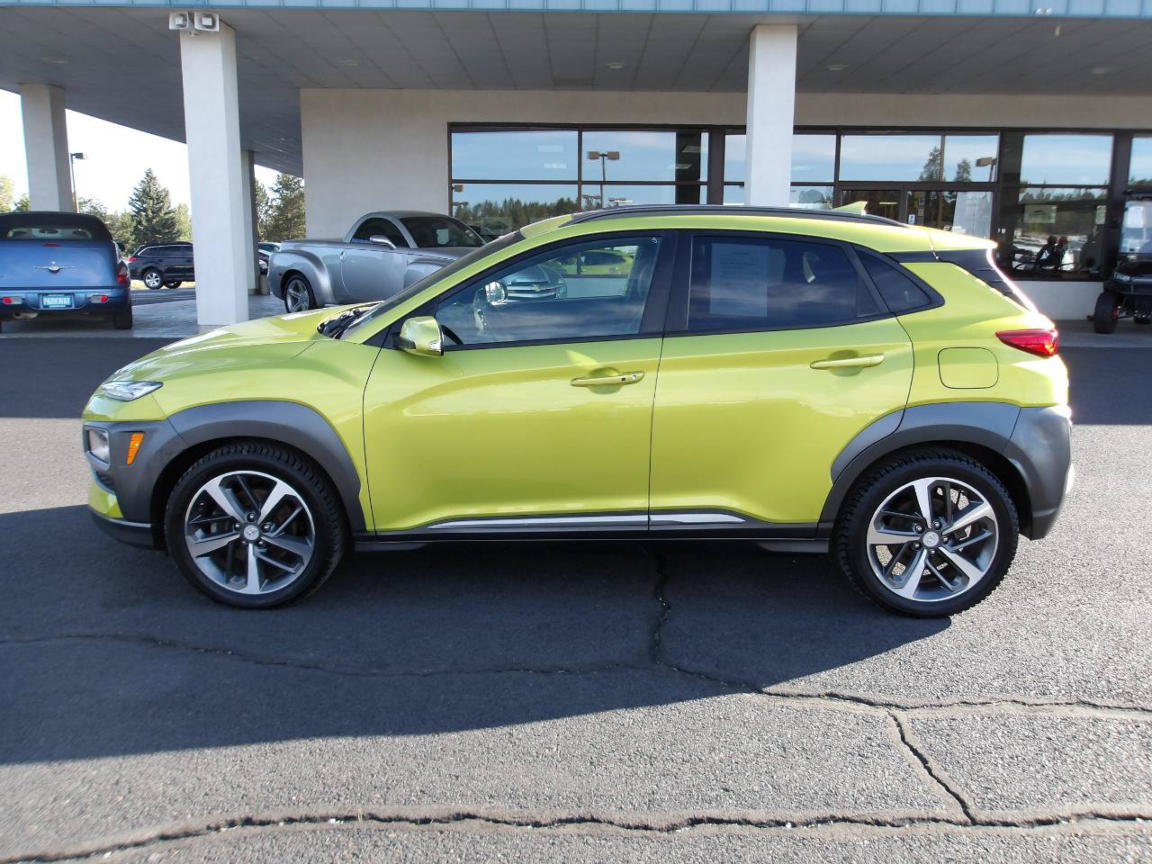 Used 2019 Hyundai Kona Limited FWD image 2