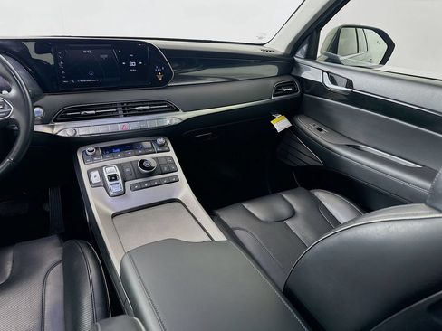 Used 2022 Hyundai Palisade Limited FWD image 24