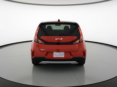 Used 2025 Kia Soul LX w/ LX Technology Package image 7