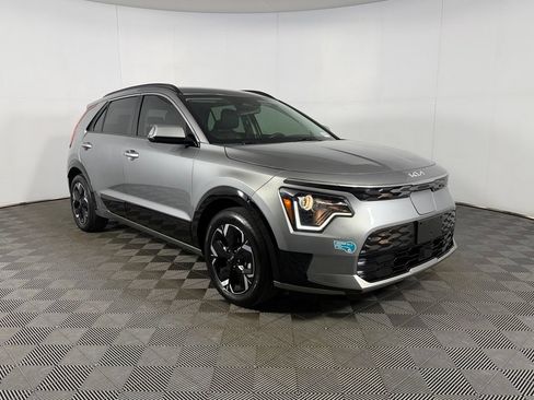 Used 2024 Kia Niro Wind FWD image 4