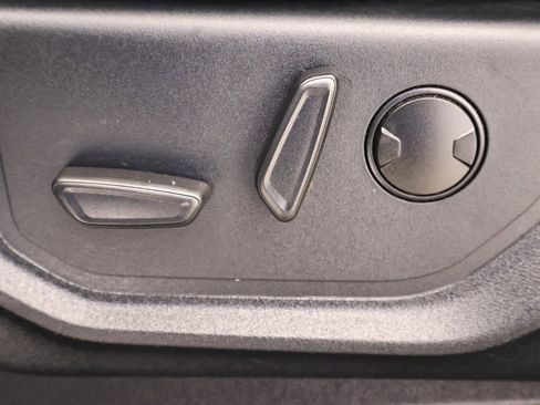 Certified 2020 Ford F350 Lariat w/ Tremor Off-Road Package image 15