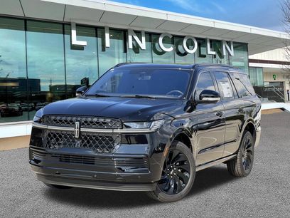 New 2025 Lincoln Navigator Reserve w/ Jet Appearance Package