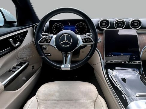 Used 2024 Mercedes-Benz C 300 4MATIC Sedan image 6